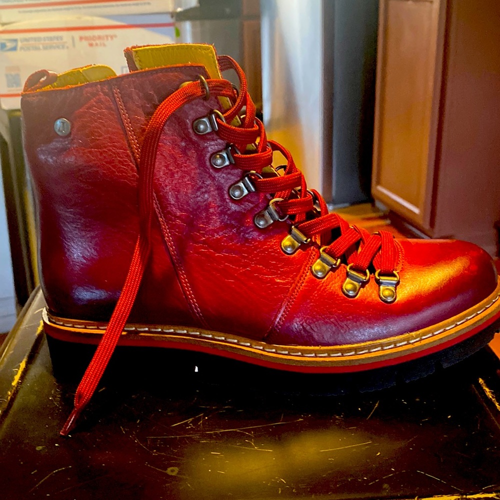Jafa 317 Lace Up Ankle Boot Ruby